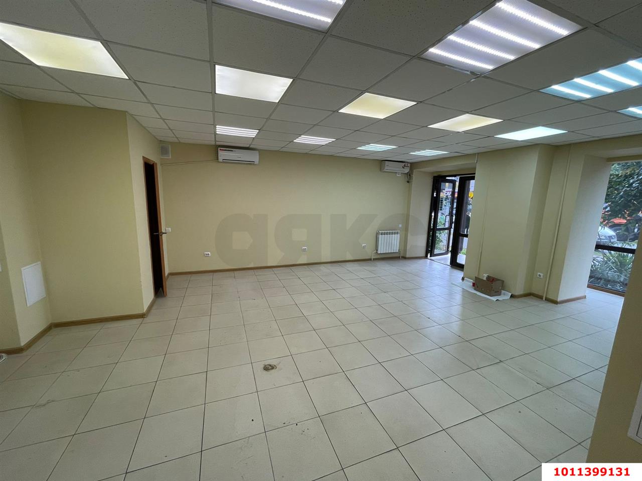 Фото №5: Торговое помещение 50 м² - Краснодар, Краевая Клиническая Больница, ул. 1 Мая, 186