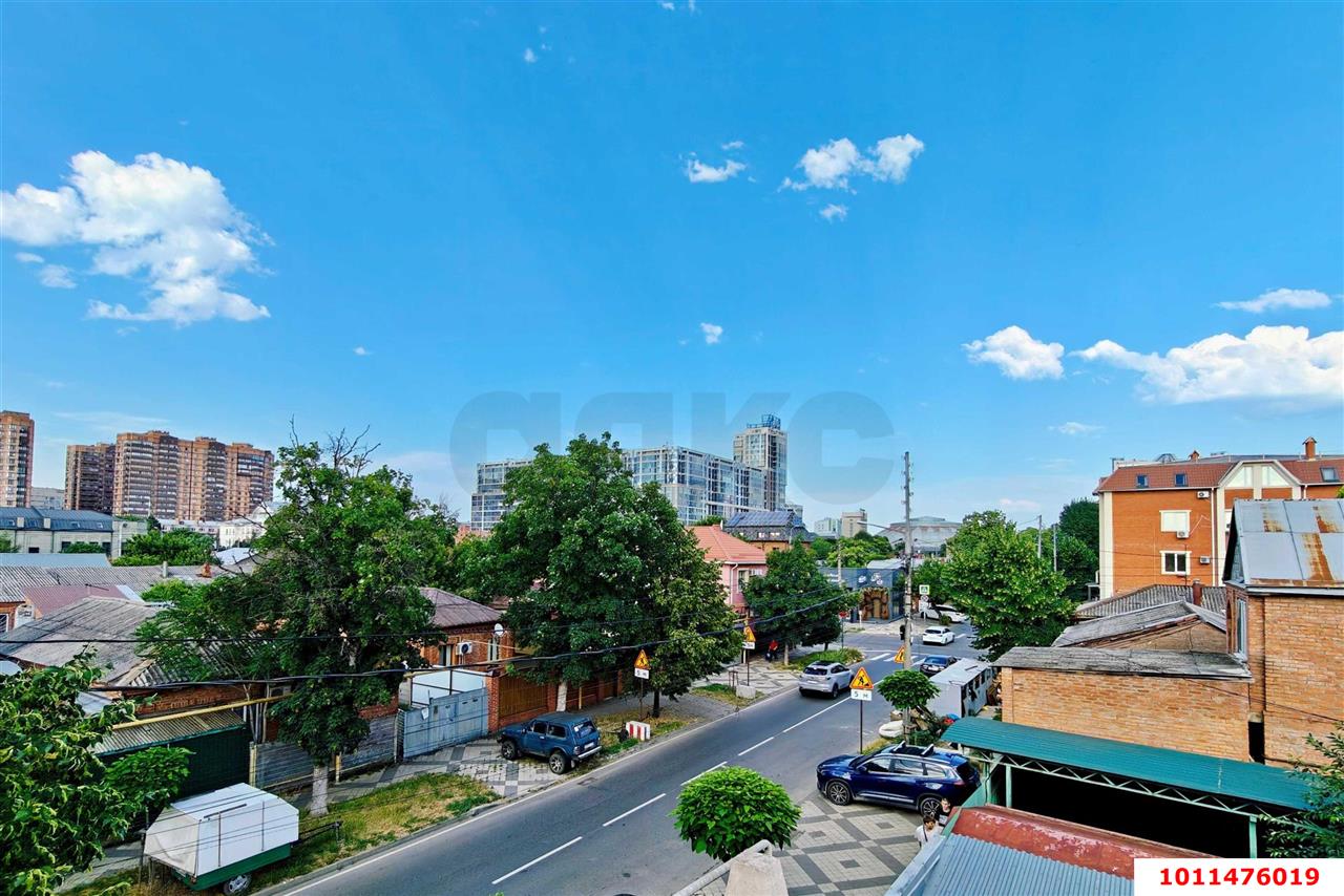 Фото №23: Отдельное здание <span class="whitespace-nowrap">675 м²</span>, <span class="whitespace-nowrap">1/2 эт.</span> - Краснодар, Западный внутригородской округ, мкр. Центральный, ул. Будённого, 120