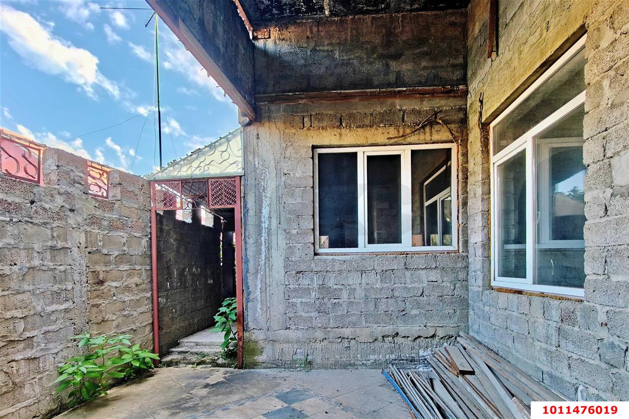 Фото №4: Отдельное здание <span class="whitespace-nowrap">675 м²</span>, <span class="whitespace-nowrap">1/2 эт.</span> - Краснодар, Западный внутригородской округ, мкр. Центральный, ул. Будённого, 120