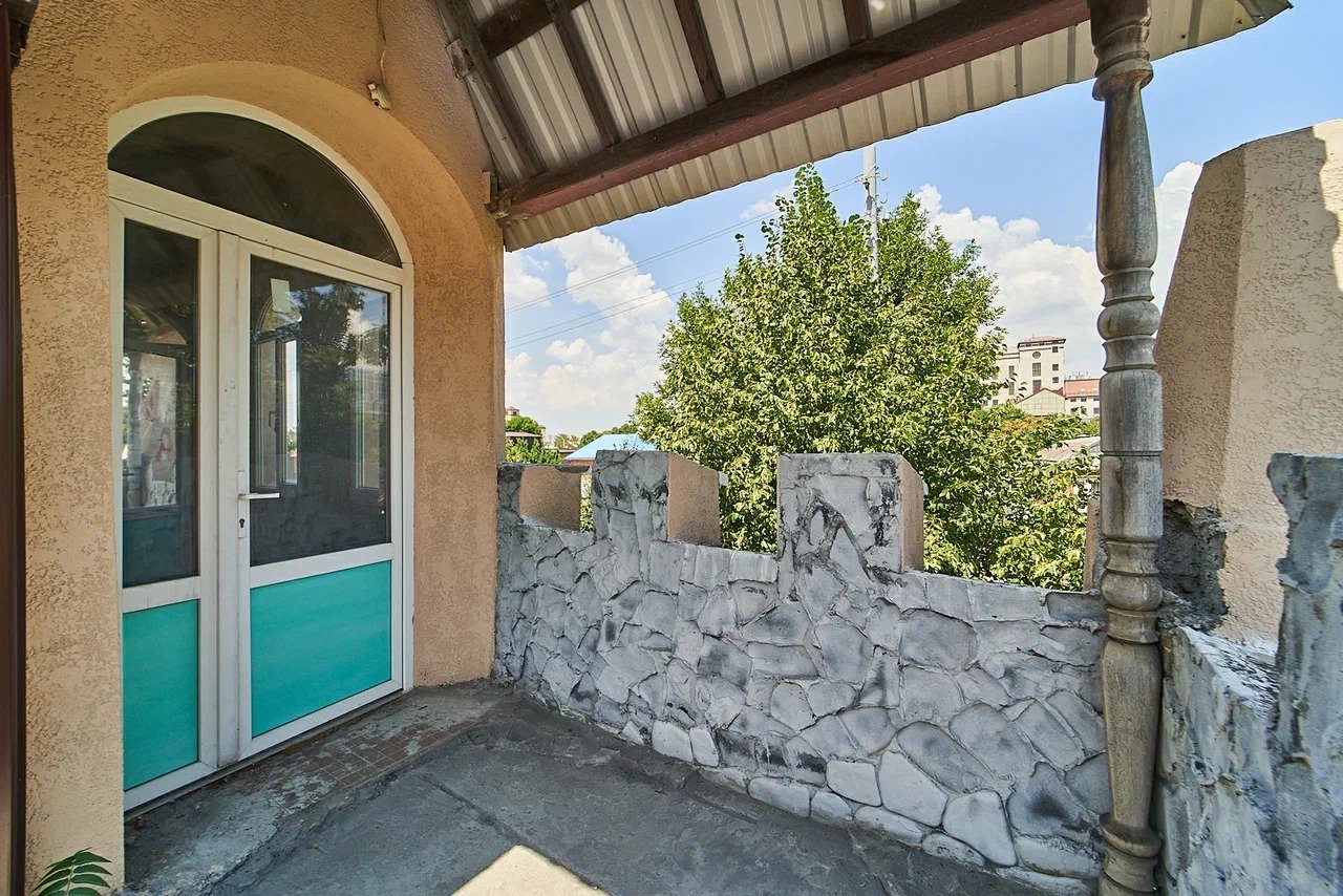 Фото №8: Коммерция 672 м² - Краснодар, Западный внутригородской округ, мкр. Центральный, ул. Будённого, 120