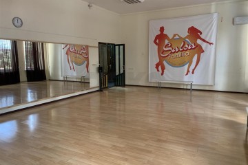 Фото №1: Торговое помещение 101 м² - Краснодар, мкр. Центральный, ул. Коммунаров, 64