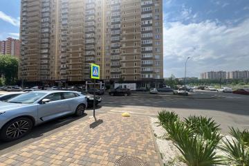 Фото №3: Коммерция 57 м² - Краснодар, мкр. жилой комплекс Свобода, ул. Домбайская, 55к3