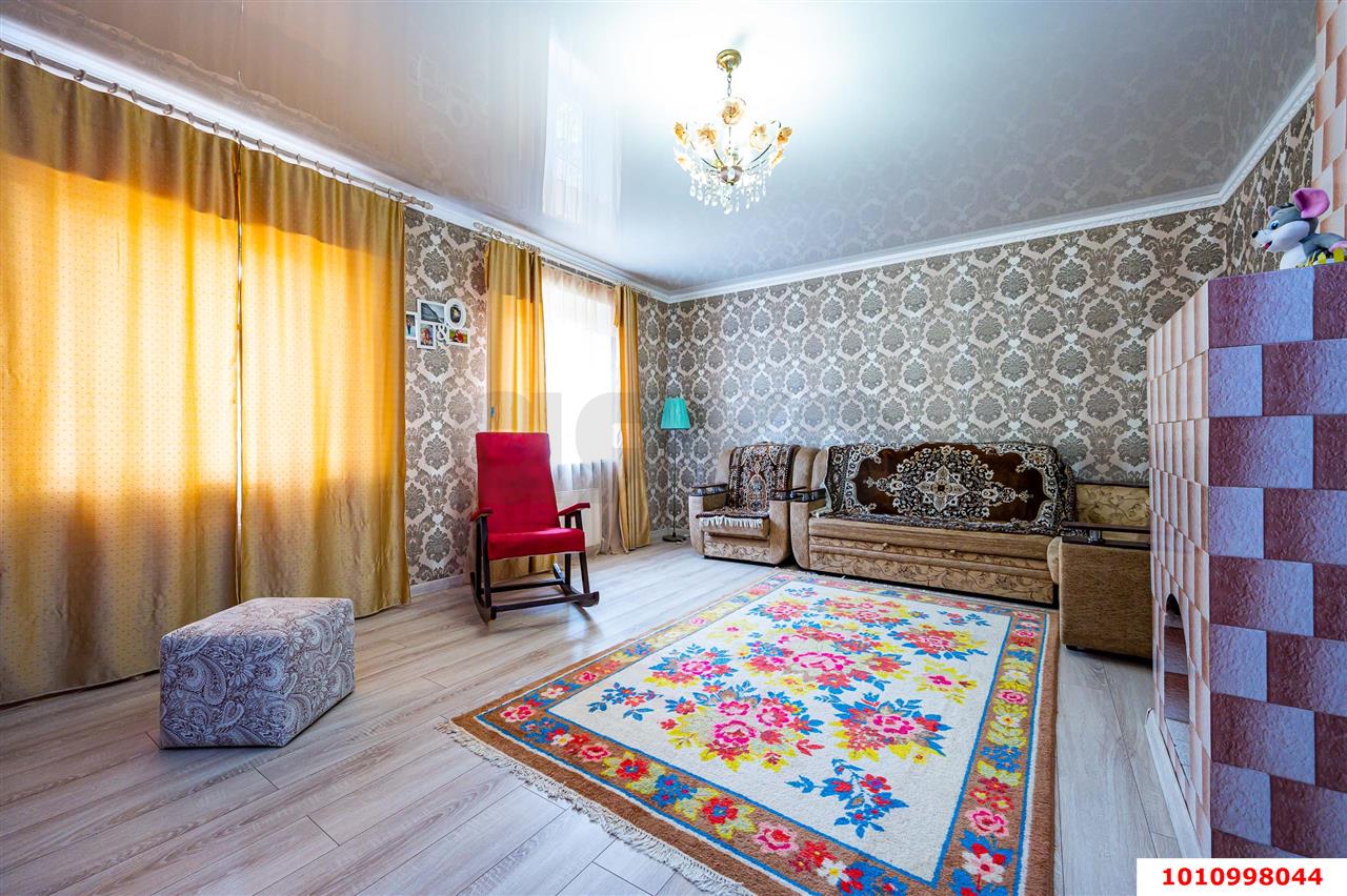 Фото №5: Дом 124 м² + 6 сот. - Ленина, Карасунский внутригородской округ, снт Радуга, ул. Песочная, 206