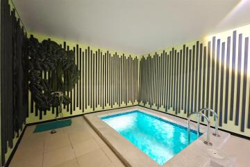 Фото №1: Коммерция 93 м² - Краснодар, мкр. Юбилейный, ул. Алма-Атинская, 57