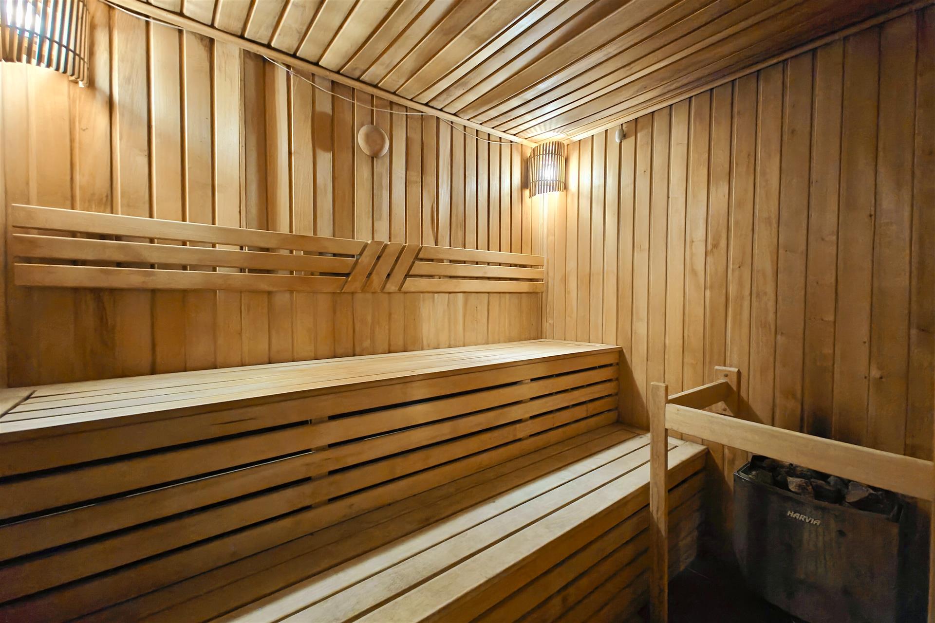 Фото №4: Коммерция 93 м² - Краснодар, Прикубанский внутригородской округ, мкр. Юбилейный, ул. Алма-Атинская, 57