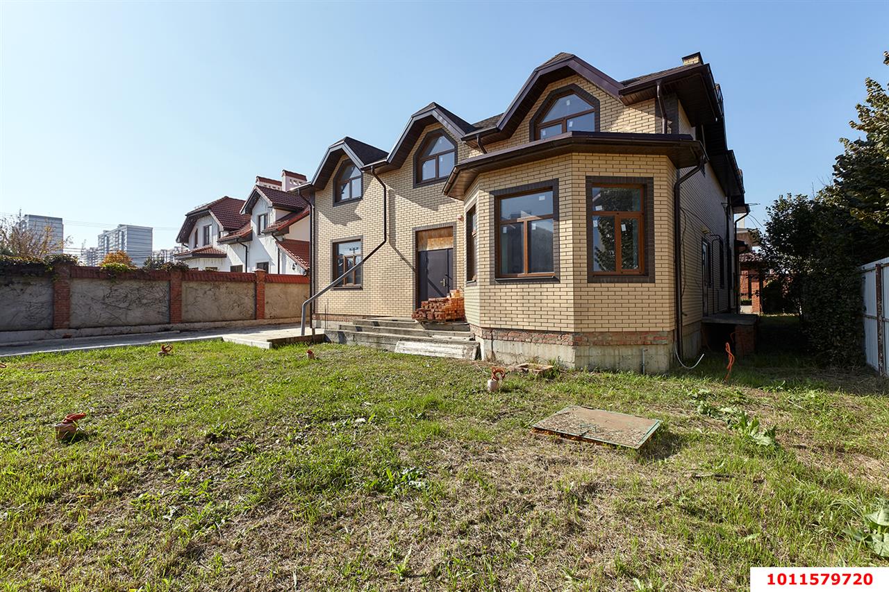 Фото №2: Дом 345 м² + 8 сот. - Краснодар, Прикубанский внутригородской округ, Завод Радиоизмерительных Приборов, мкр. Ростовское Шоссе, пер. Арбатский, 3