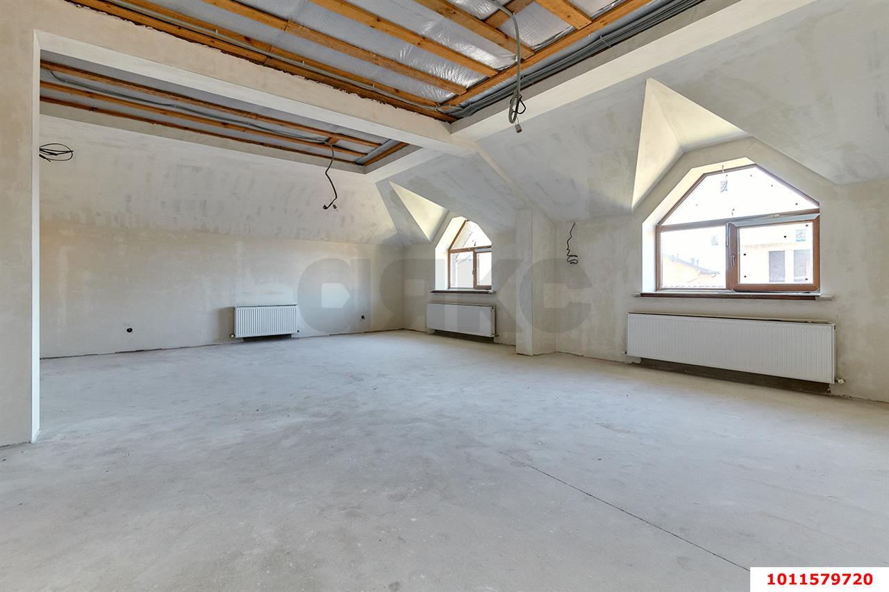 Фото №14: Дом 345 м² + 8 сот. - Краснодар, Прикубанский внутригородской округ, Завод Радиоизмерительных Приборов, мкр. Ростовское Шоссе, пер. Арбатский, 3