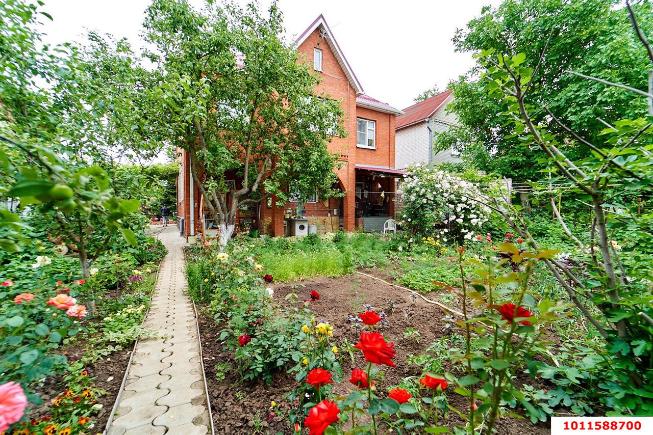 Фото №1: Дом 161 м² + 5.48 сот. - Краснодар, Карасунский внутригородской округ, ж/р Новознаменский, ул. Атамана Чепиги, 1/5