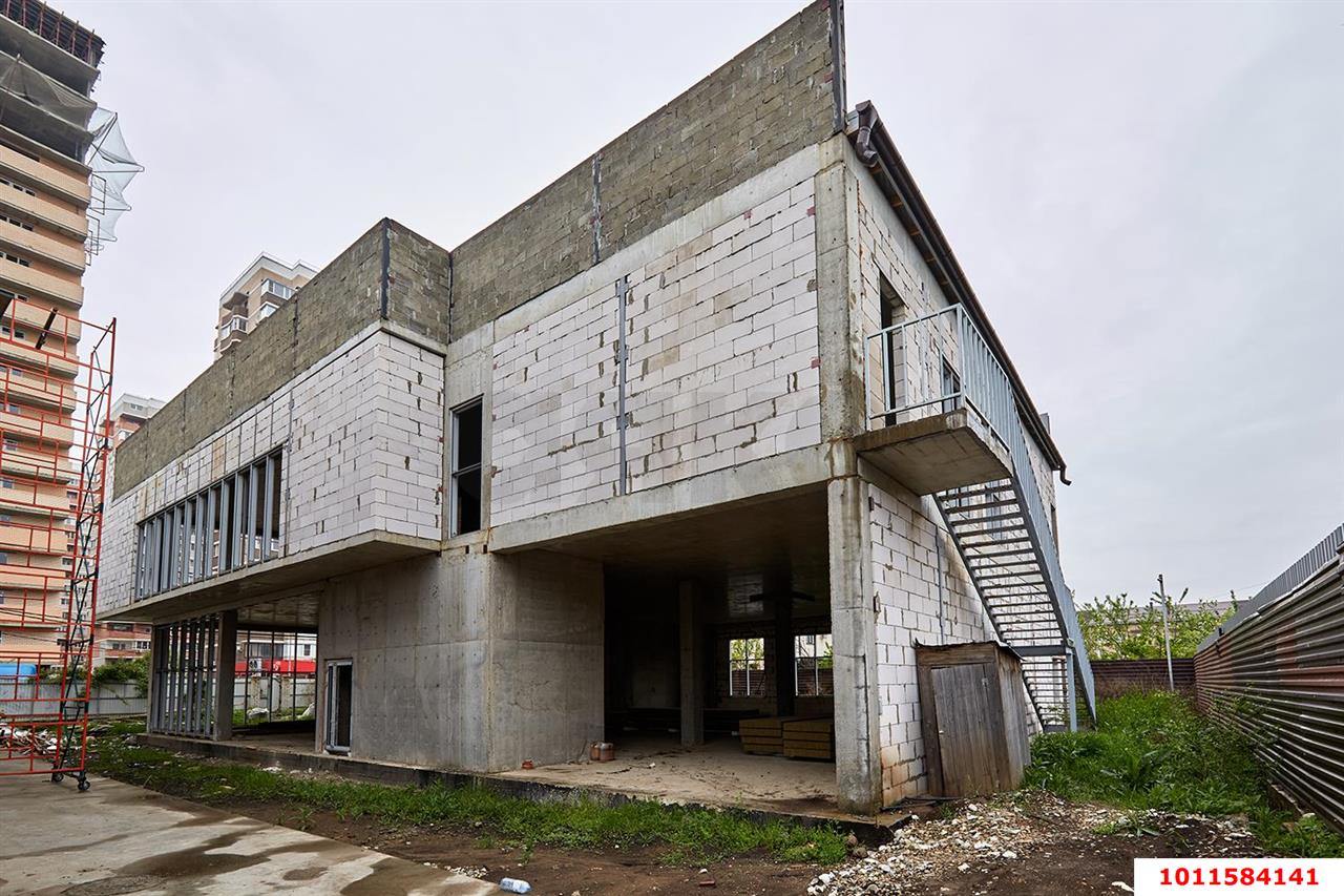 Фото №6: Отдельное здание 984 м² - Краснодар, имени Петра Метальникова, ул. Цезаря Куникова