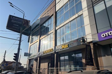 Фото №2: Торговое помещение 383 м² - Краснодар, ж/м Пашковский, ул. имени В.Н. Мачуги, 56