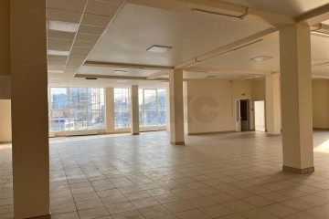 Фото №5: Торговое помещение 383 м² - Краснодар, ж/м Пашковский, ул. имени В.Н. Мачуги, 56