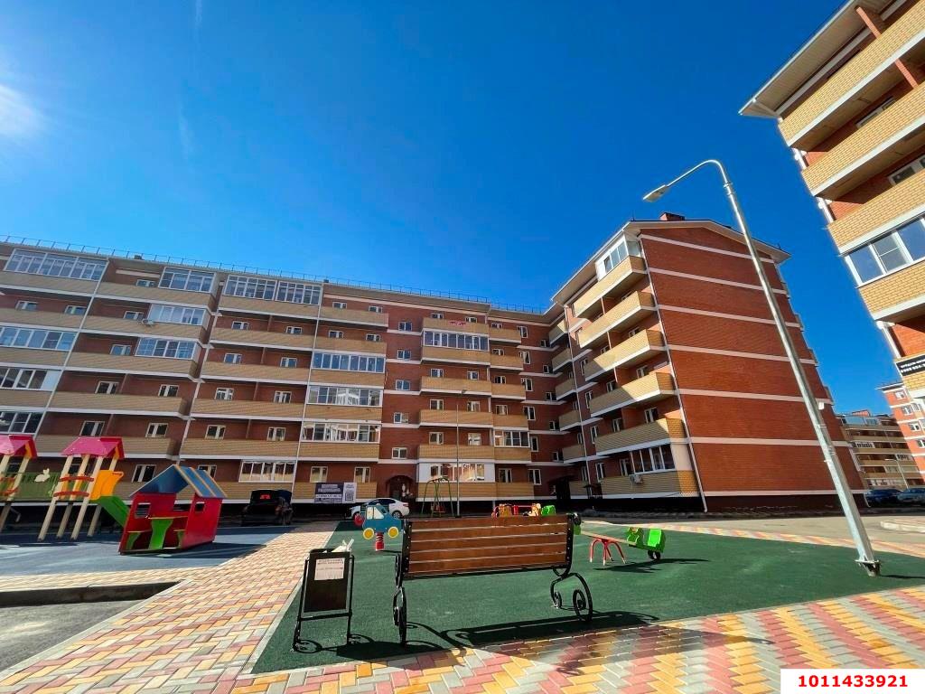 Фото №1: 3-комнатная квартира 68 м² - Новая Адыгея, мкр. жилой комплекс Золотая линия 2, ул. Бжегокайская, 25/6