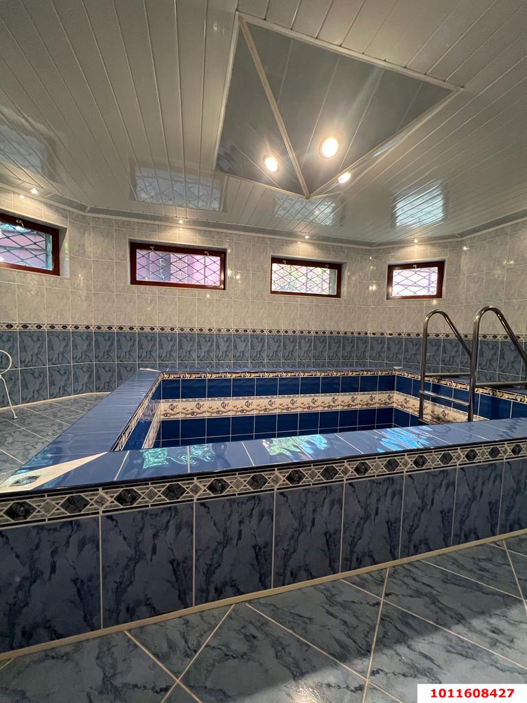 Фото №18: Дом 443 м² + 10 сот. - Краснодар, Прикубанский внутригородской округ, мкр. имени Н.И. Вавилова, ул. А.В. Дёмина, 7