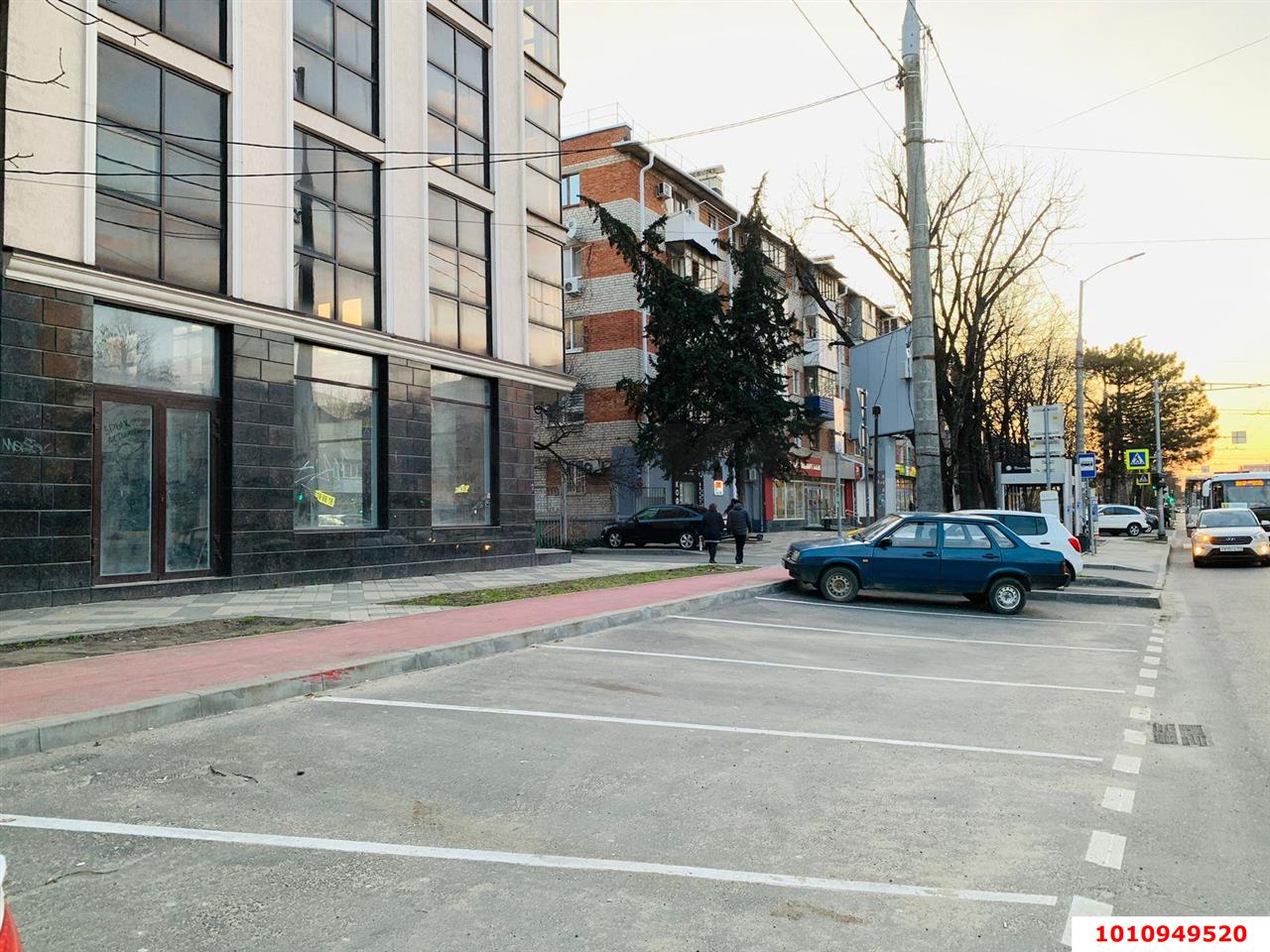 Фото №3: Отдельное здание 880 м² - Краснодар, Западный внутригородской округ, ул. Северная, 302