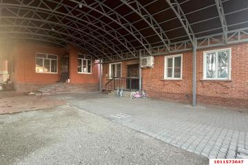 Фото №1: Дом 300 м² - Краснодар, мкр. Фестивальный, ул. Труда, 19