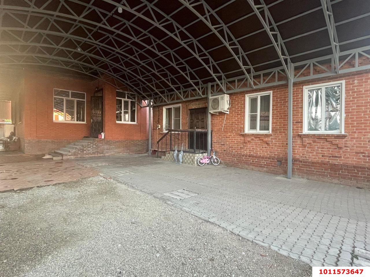 Фото №2: Дом 300 м² + 6 сот. - Краснодар, Фестивальный, ул. Труда, 19