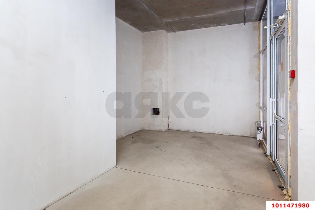 Фото №6: Коммерция 30 м² - Краснодар, Прикубанский внутригородской округ, Завод Радиоизмерительных Приборов, жилой комплекс Лучший, мкр. имени Петра Метальникова, ул. Петра Метальникова, 38