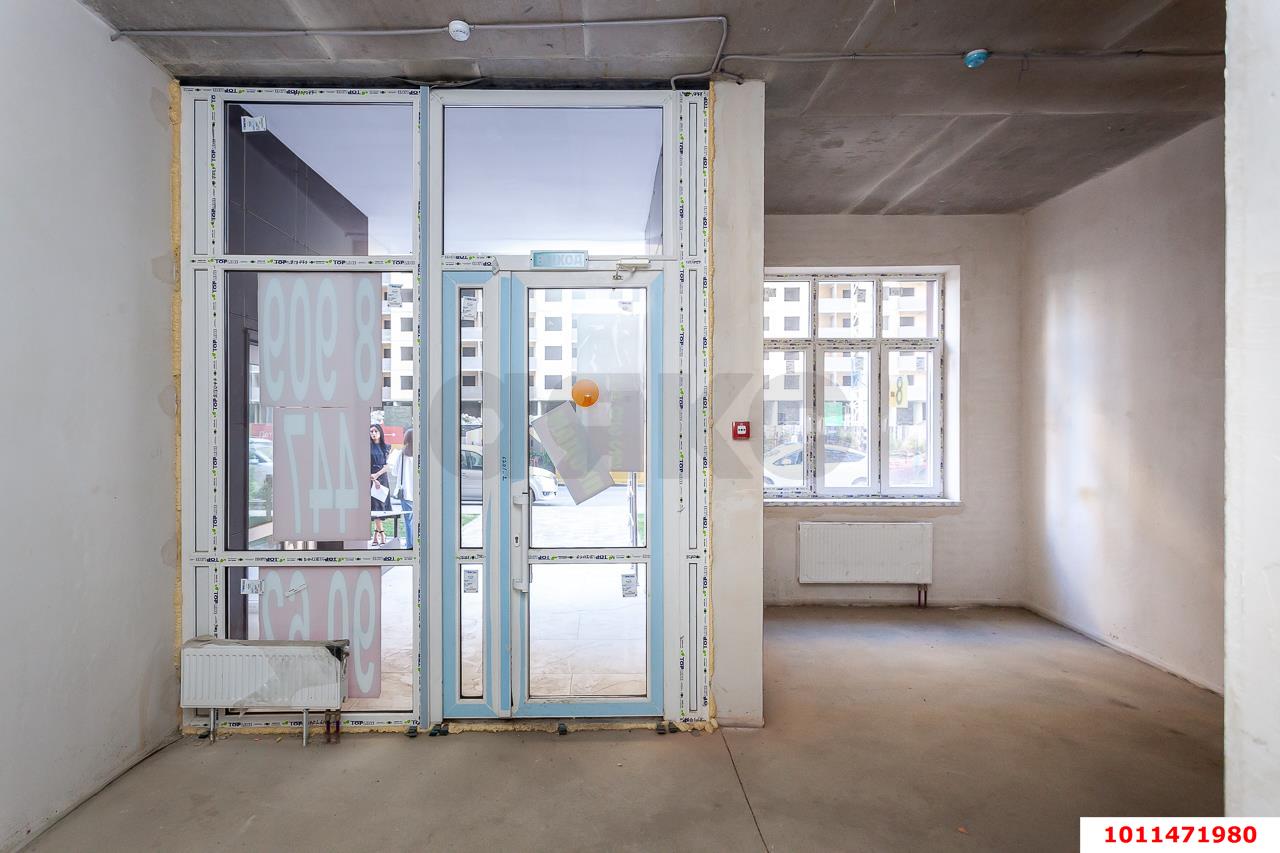 Фото №13: Коммерция 30 м² - Краснодар, Прикубанский внутригородской округ, Завод Радиоизмерительных Приборов, жилой комплекс Лучший, мкр. имени Петра Метальникова, ул. Петра Метальникова, 38