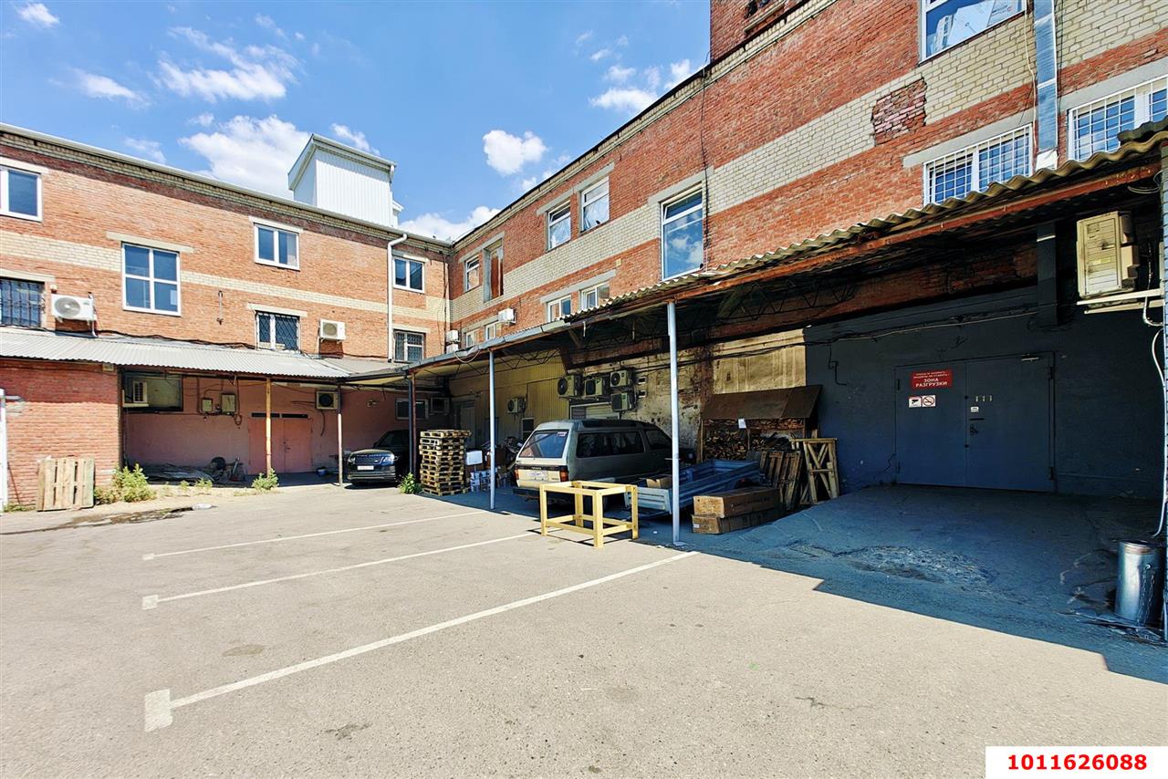 Фото №2: Отдельное здание 1300 м² - Краснодар, Хлопчато-бумажный Комбинат, ул. Уральская, 81/1