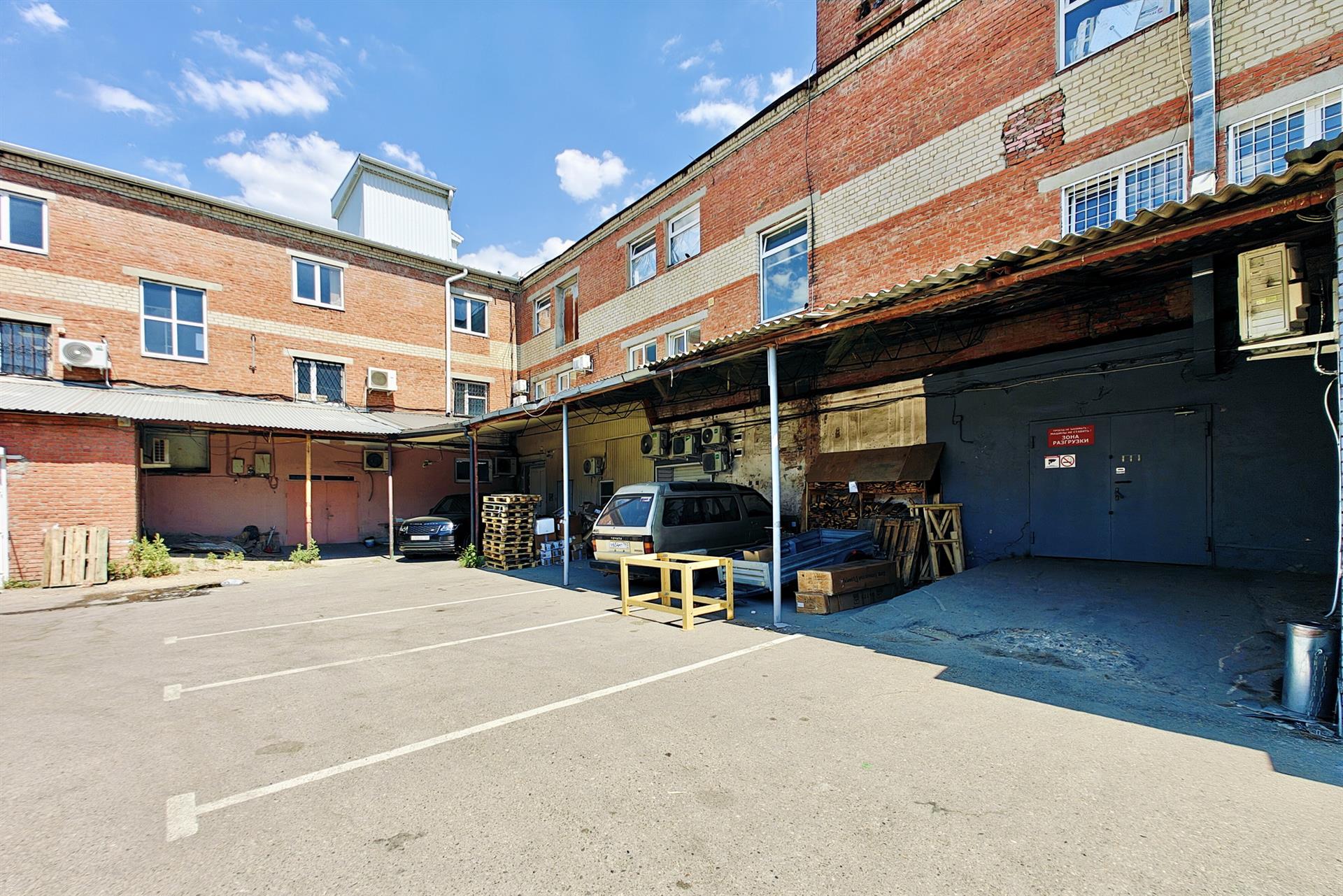 Фото №2: Коммерция 1300 м² - Краснодар, Карасунский внутригородской округ, мкр. Хлопчато-бумажный Комбинат, ул. Уральская, 81/1