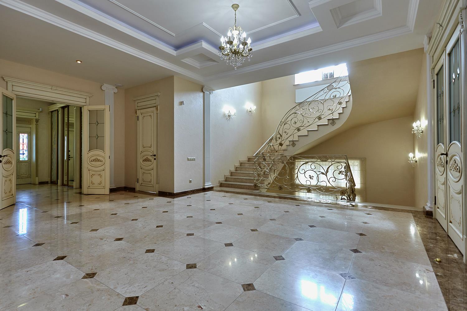 Фото №11: Дом 566 м² + 20.19 сот. - Краснодар, Прикубанский внутригородской округ, мкр. Музыкальный, ул. Солнечная, 51