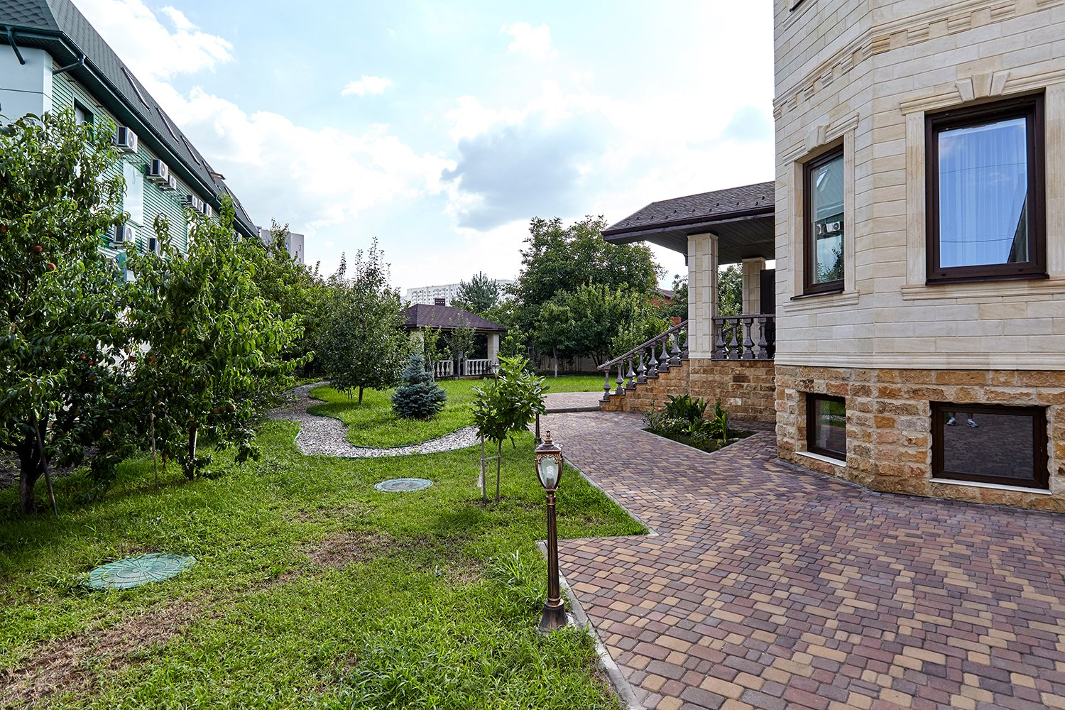 Фото №16: Дом 566 м² + 20.19 сот. - Краснодар, Прикубанский внутригородской округ, мкр. Музыкальный, ул. Солнечная, 51