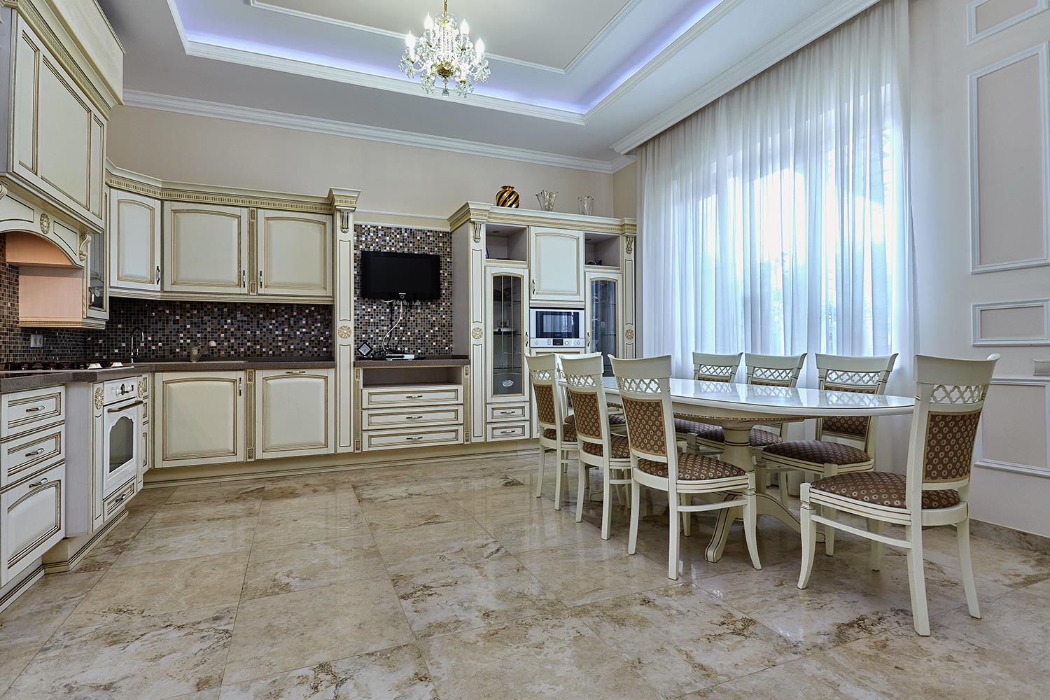 Фото №4: Дом 566 м² + 20.19 сот. - Краснодар, Прикубанский внутригородской округ, мкр. Музыкальный, ул. Солнечная, 51